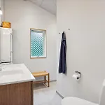 Дом отдыха Njoy Your In A Charming And Well-maintained Near The Child-friendly Begtrup Vig Surrounded By Nature And Tranquillity