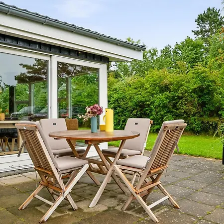 Njoy Your In A Charming And Well-maintained Near The Child-friendly Begtrup Vig Surrounded By Nature And Tranquillity Сasa de vacaciones