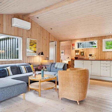 Njoy Your In A Charming And Well-maintained Near The Child-friendly Begtrup Vig Surrounded By Nature And Tranquillity Сasa de vacaciones Knebel